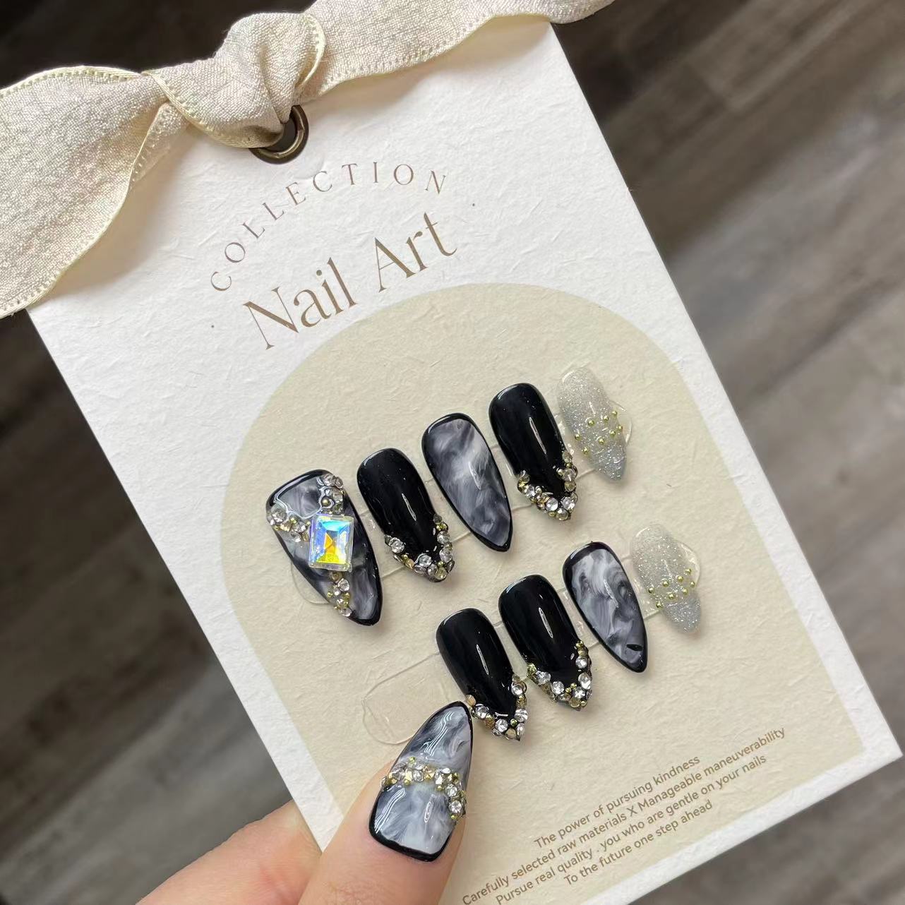 Nail Art Aesthetic - Handmade Press on Nails Black Cool