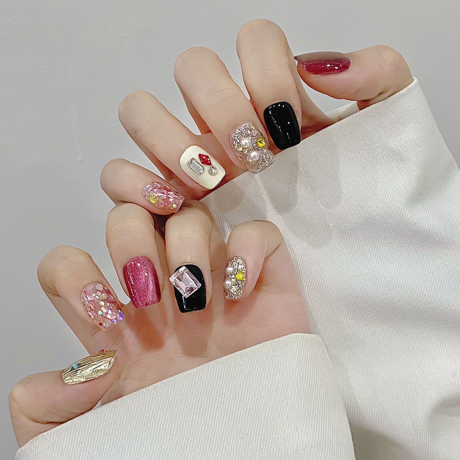 Handmade Press on Nails Glitte - Nail Art Aesthetic review and price